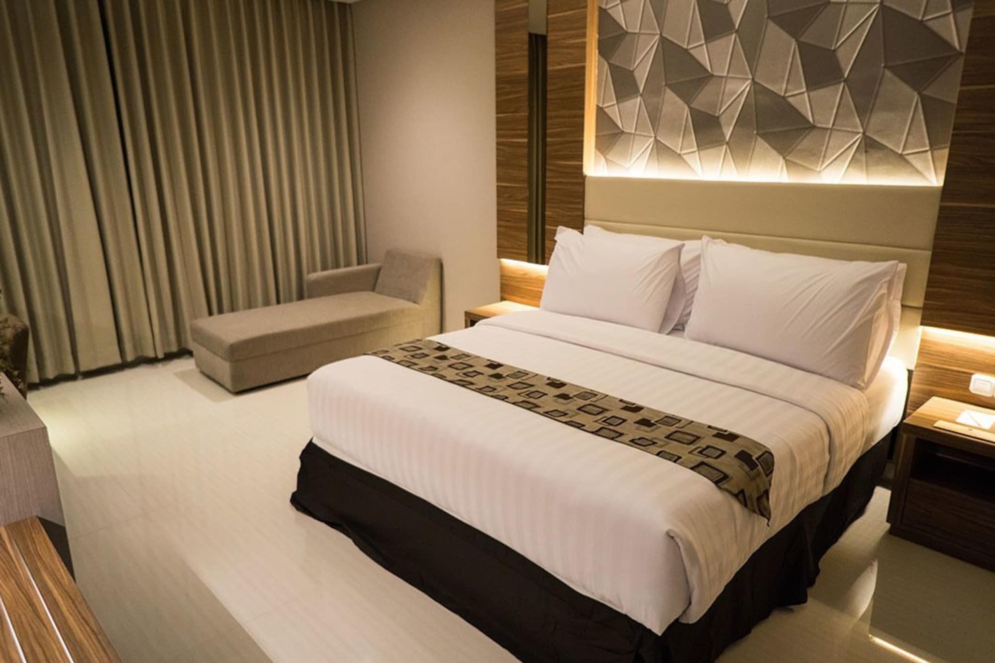 Novena Hotel Bandung Лембанг Екстериор снимка