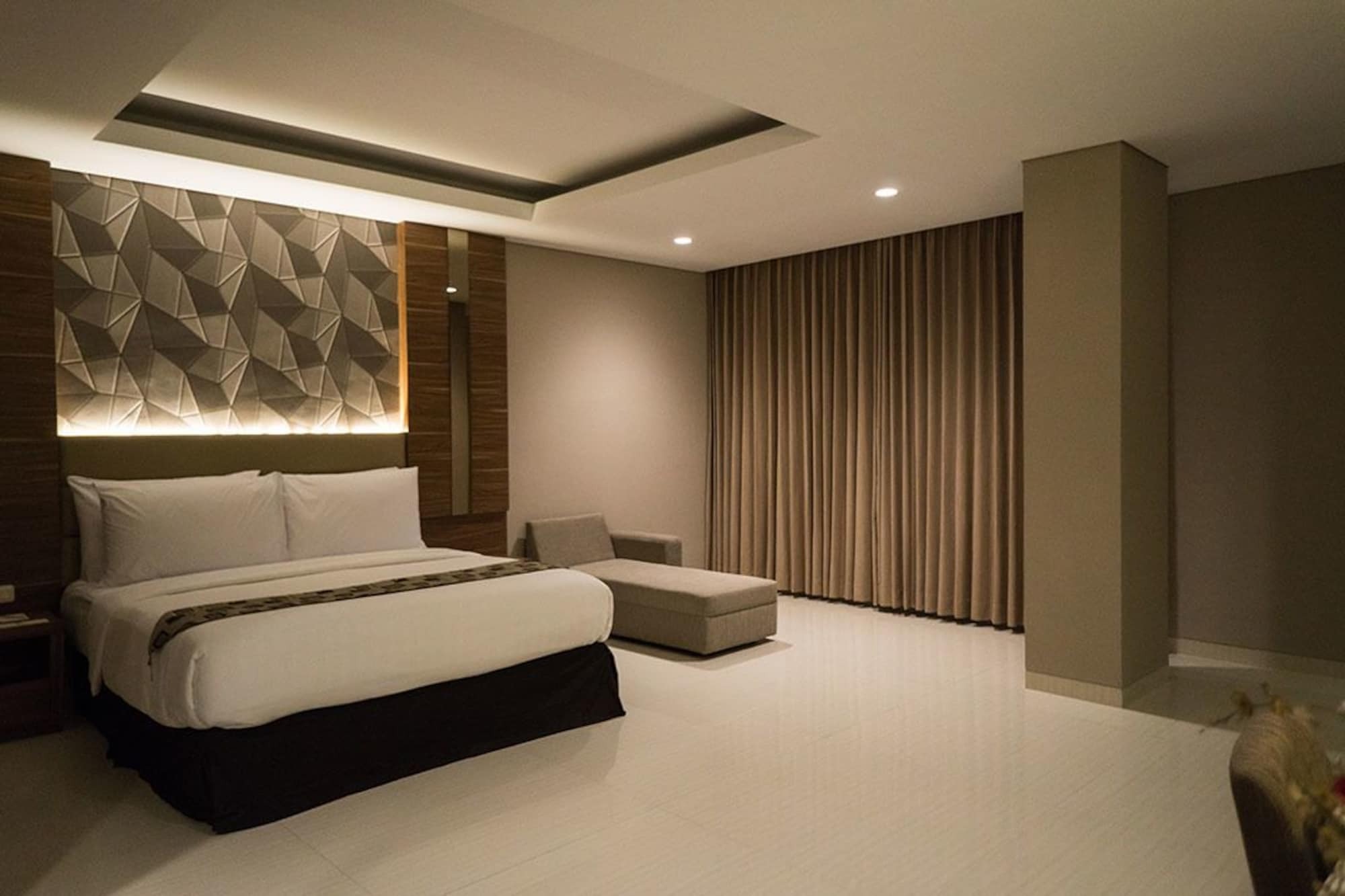 Novena Hotel Bandung Лембанг Екстериор снимка