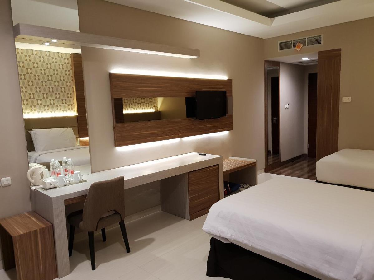 Novena Hotel Bandung Лембанг Екстериор снимка