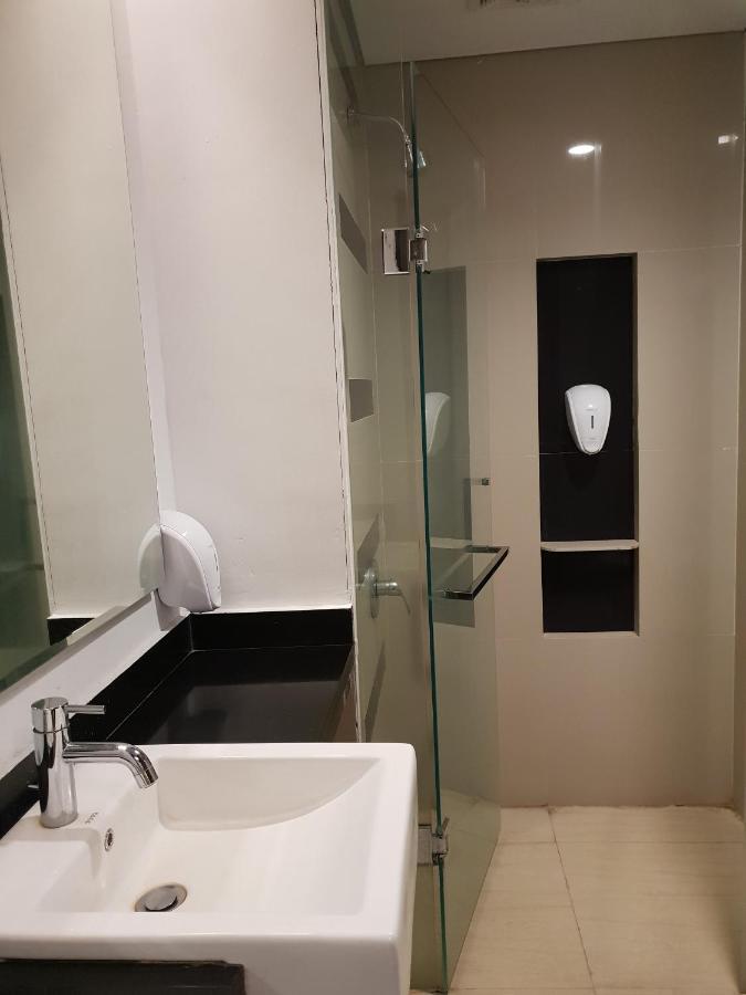Novena Hotel Bandung Лембанг Екстериор снимка